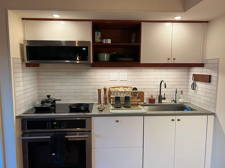 3159 SW Hampshire St #B — Photo 6