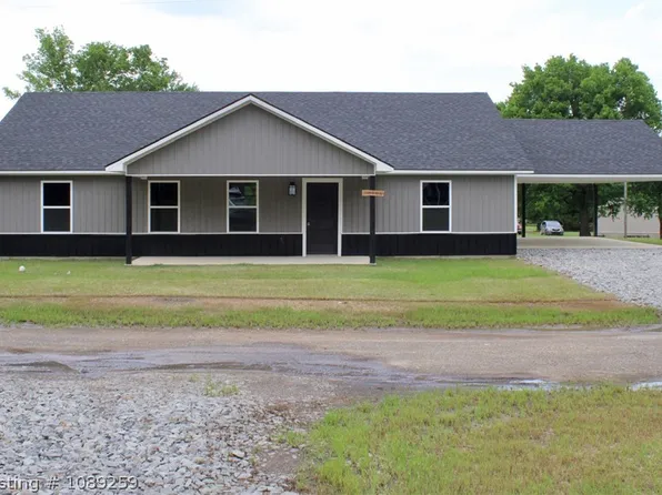 21406 W 6th St, Howe, OK 74940