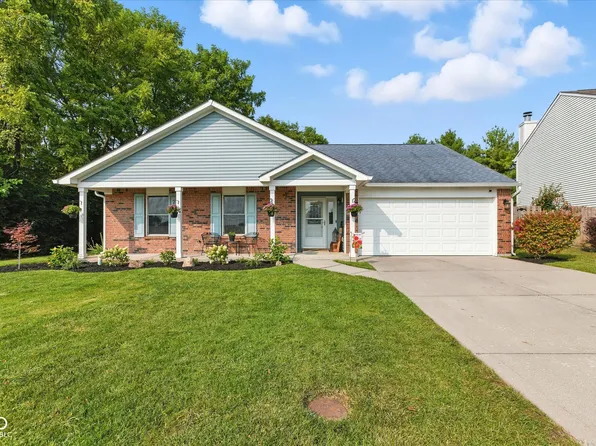 8045 Melbourne Ln, Avon, IN 46123