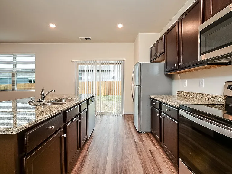 441 Culloden Moor Dr — Photo 6