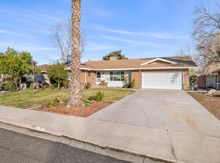 572 N Nichols Ave, Dinuba, CA