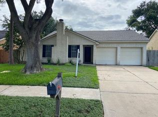 2107 Windy Meadow Dr, Sugar Land, TX 77478