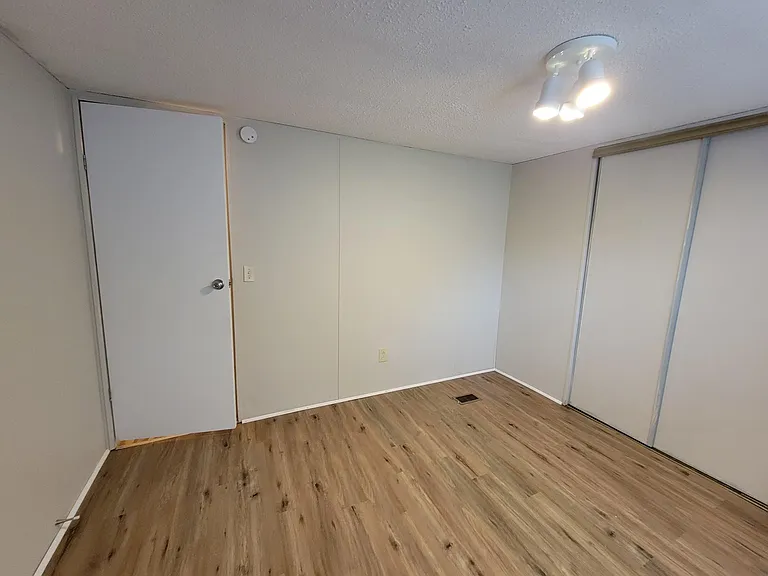 832 Briny Ln — Photo 14