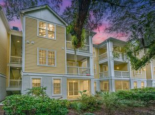 60 Fenwick Hall Aly APT 213, Johns Island, SC 29455