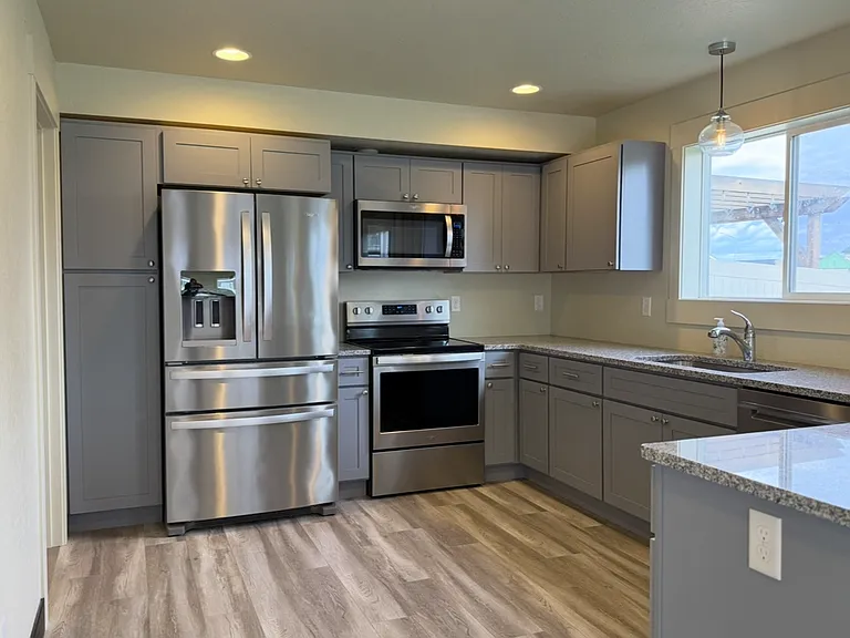 995 N Camas Ln — Photo 9
