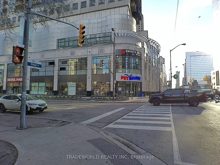 33 Empress Ave #3002 — Photo 28