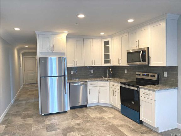 2nd image of 20 Virginia Ave #1B