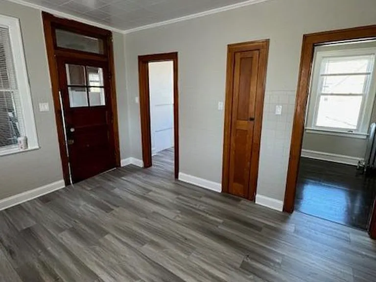 5700 N Parkside Ave #2 — Photo 8