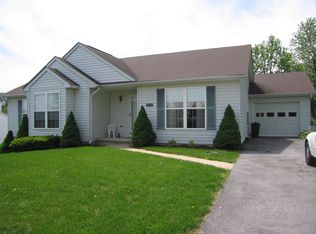 180 Pheasant Run Ln, Hanover, PA 17331