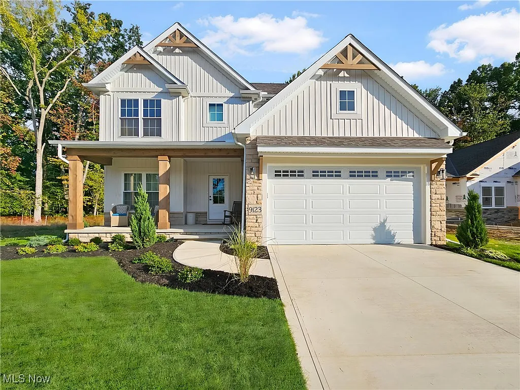 9123 Dove Ln photo 1