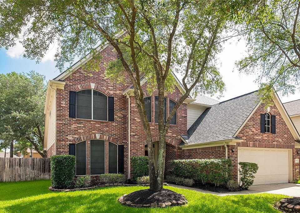 1st image of 10447 Sanibel Falls Ct