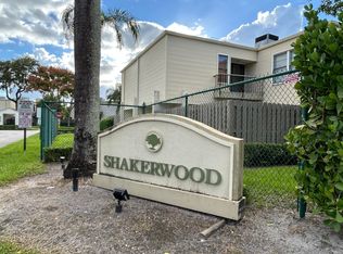 1512 Shaker Cir, Wellington, FL 33414