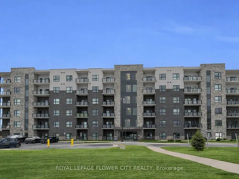 1000 Lackner Pl N #102 — Photo 2