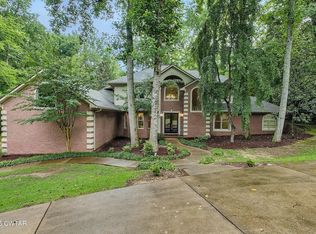 26 Bridlepath Dr, Jackson, TN 38305