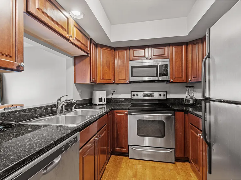 15 Foxcroft Rd #207 — Photo 7