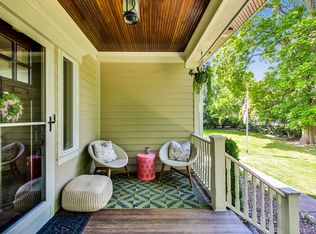 5005 Willow Springs Rd, La Grange, IL 60525