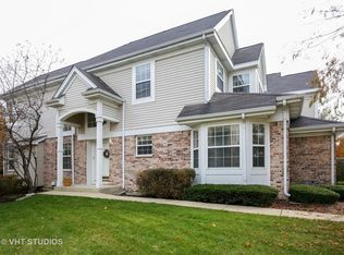 381 Bay Dr, Itasca, IL 60143