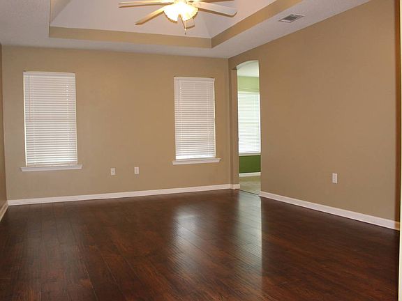 3rd image of 4082 Grande Oaks Dr