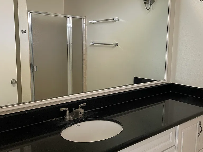 760 Harvard Ave #1 — Photo 6
