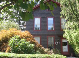 11 Long Ln, Middletown, CT 06457