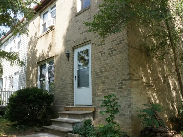 248 Surrey Ct, Martinsburg, WV 25401