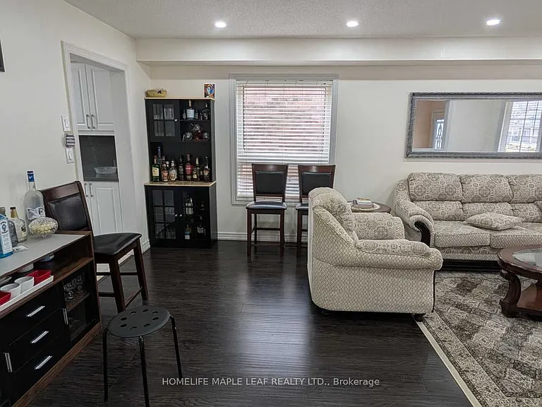 342 Van Kirk Dr — Photo 4