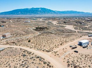 1520 Nez Perce Loop NE, Rio Rancho, NM 87144