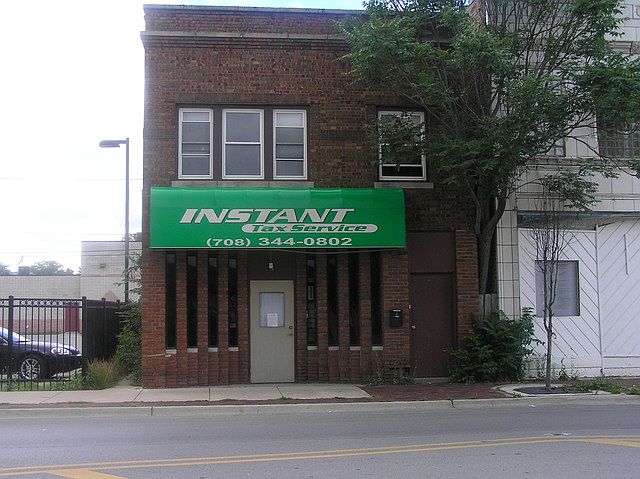 1st image of 906 S 5th Ave #1