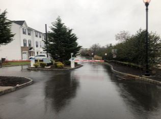 141 Old Cedarbrook Rd, Wyncote, PA 19095