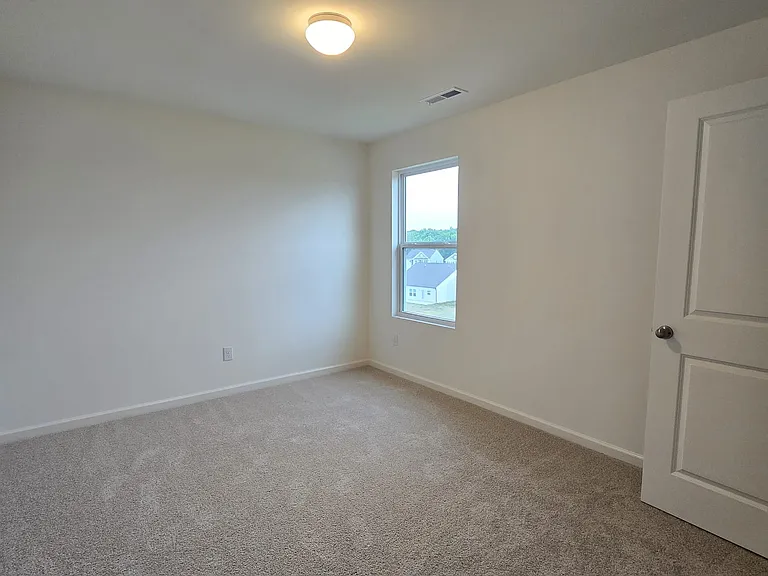 5140 Reedy Fork School Rd — Photo 7