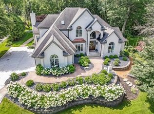 139 Garden Gate Ct, Green Bay, WI 54313