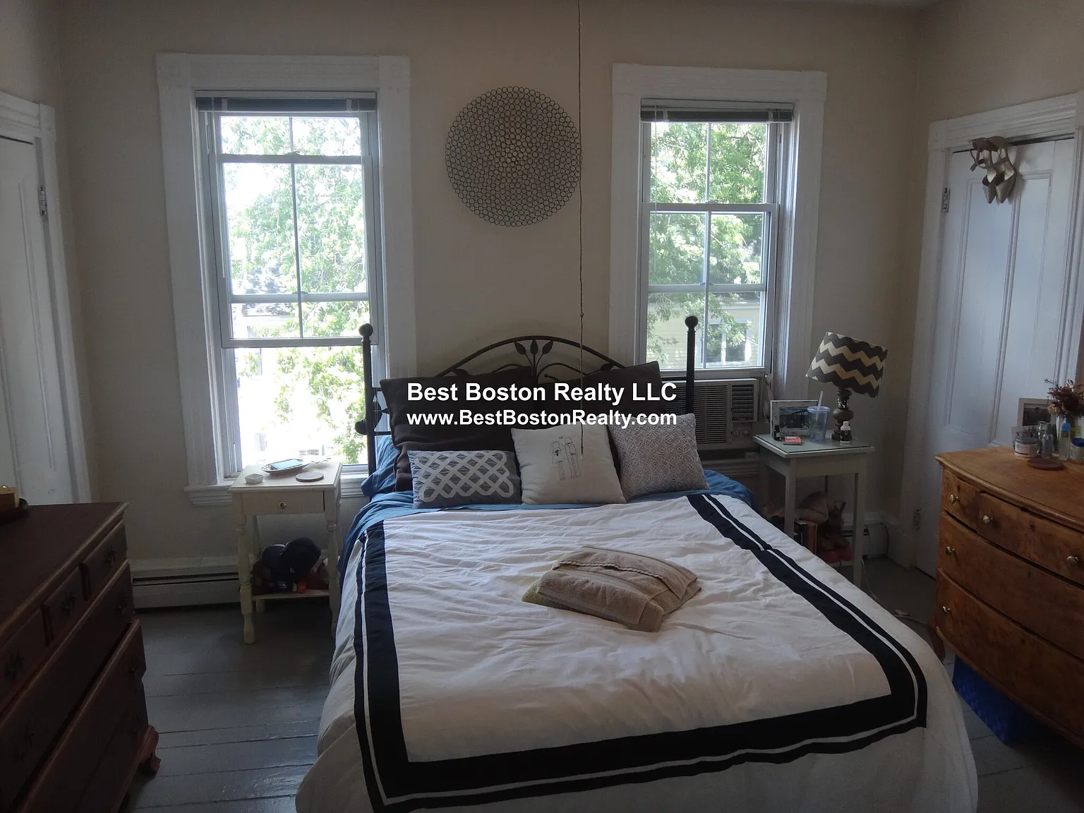 2 bed, 1.0 bath, $3,100 — Photo 2