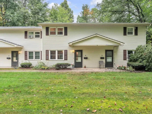 86 Pinecrest Drive #8B, Essex, VT 05452