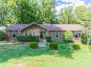 253 E Porters Bluff Rd, Clarksville, TN 37040