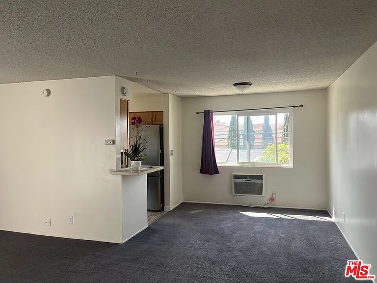 10789 Ohio Ave #4 — Photo 6