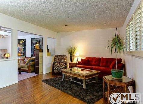 3rd image of 10048 Montgomery Ave