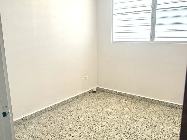 G41 Calle Capitan Correa Urb Reparto Flamingo — Photo 14