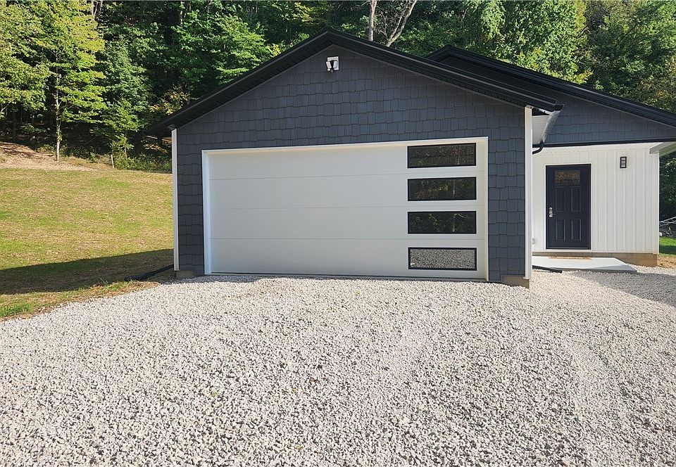 1st image of 426 McCrea Ave