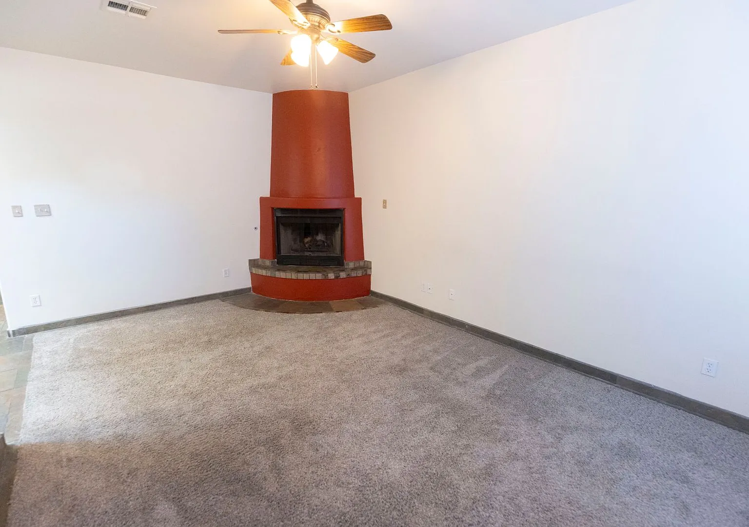 1635 Spruce - 3 BR - 2 BA - Built in 2004 - 1310 Sq. Ft. - $1395.00 — Photo 3