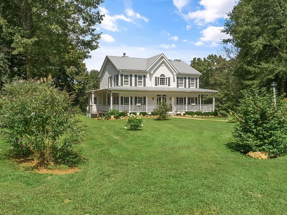 1st image of 955 Green Dr