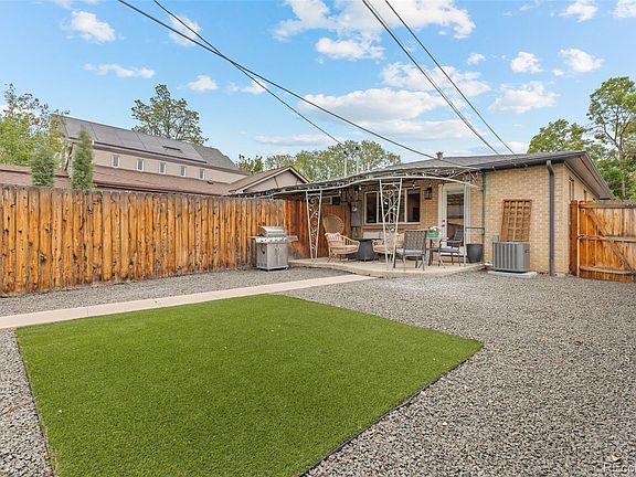 2nd image of 2657 Perry Street