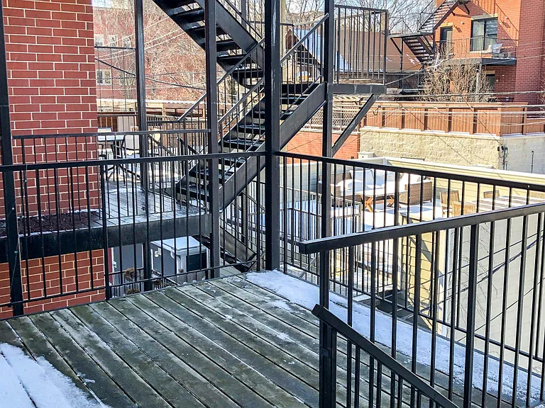 2702 N Wayne Ave #2 — Photo 4