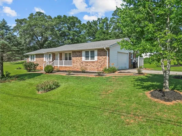 405 Riverside Dr, Piedmont, SC 29673