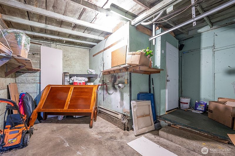 5th image of 3101 Sumner Avenue