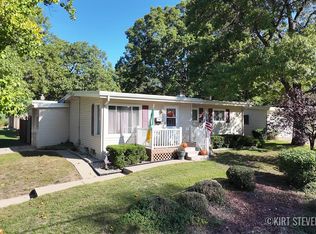 1045 40th St SW, Wyoming, MI 49509