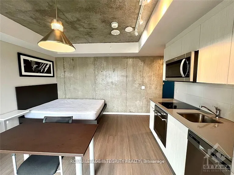 105 Champagne Ave S #2318 — Photo 7