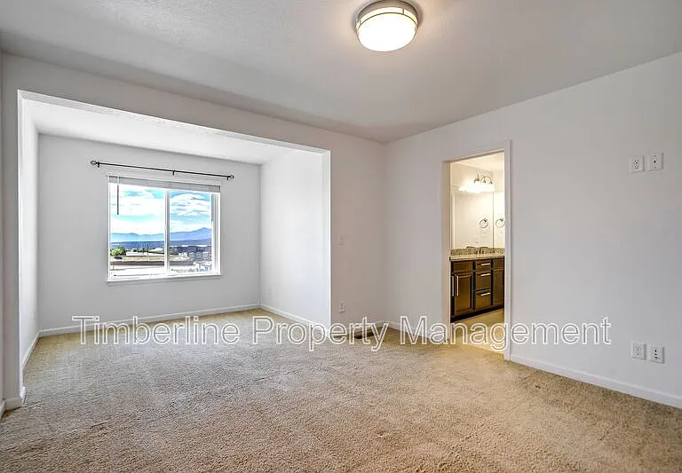 811 Marine Corps Dr — Photo 22
