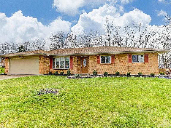 2nd image of 7536 Roselake Dr