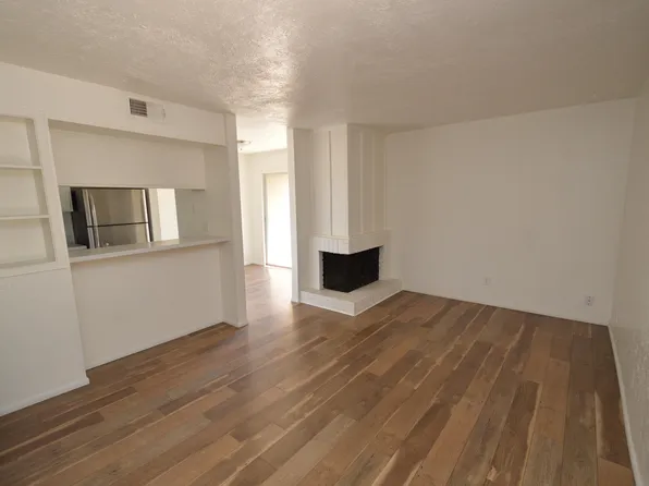 1620 N Wilmot Rd, Tucson, AZ 85712