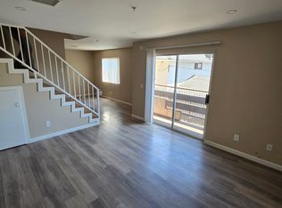 6924 Vesper Ave, Van Nuys, CA 91405